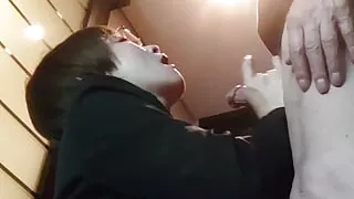 As Soon as I Entered the Room, I Suddenly Gave a Deep Blowjob.