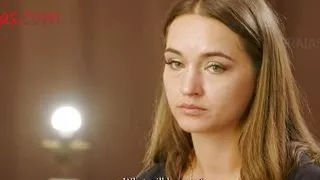 Poor Babe Weeps When Cruel Master Whips Her Pussy