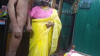 Desi Aunty big pussy and big milk sex