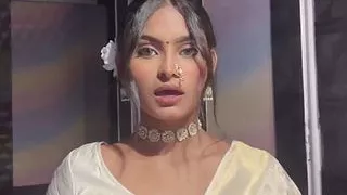 ????my Neighbour Aunty Showing Her Black Pussy To Me