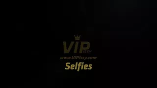 Die lesbischen Luder lecken sich die Zehen und die Mösen