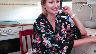 Beauty in the kitchen masturbates pussy