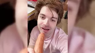 Submissive Fag Niko Springs Loves Submitting to Your Cock