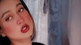 ????????best Sexy Figure Bhabhi Showing Deep Navel And Big Boobs