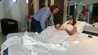 Super hot patient bangs doctor in hospital room
