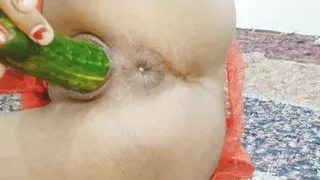 Sapna Kumari Indian Desi girls ne apni chut ki pyaas khira se bujhai