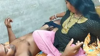 Chachi Ko Bhatija Ne nanga Karke choda
