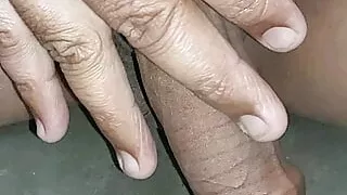 Showing my big cock on the xhamstar