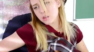 Teen Schoolgirl Cali Sparks Gets Dicked in Detention