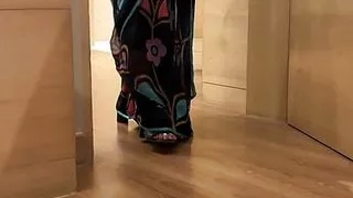 Rani bhabhi ko padosi ne choda