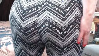 1001 Dawnskye55 Modeling Items and Finishing with a Blowjob POV