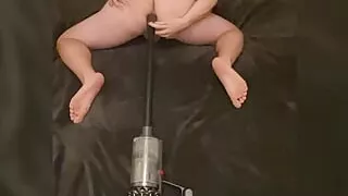 Huge ass bubble butt guy fucks with vacuum cleaner