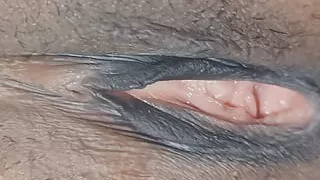 Hot Desi Bhabhi Zara masturbation
