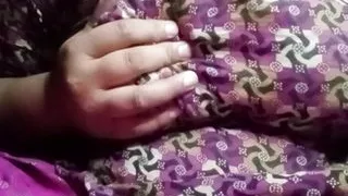 Desi mom big boobs and big ass hot video