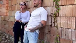 ITALIAN girl sucks her boyfriend's cock OUTDOORS