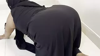 Fucking a Beautiful Hot Maid with big ass in Saudi Arabia - Anal Cum