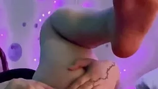 Watch me fuck my pussy til I cum