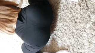 I Can't Resist in Front of My Stepsister's Ass