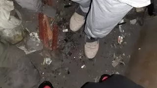 I gave my girlfriend roller skates, and she wanted to thank me licked my pussy - Lesbian-candys