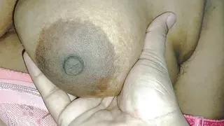 Indian hotmom showing her boobs