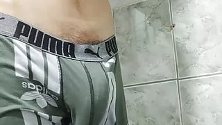 Big and rich cock gives a good cumshot