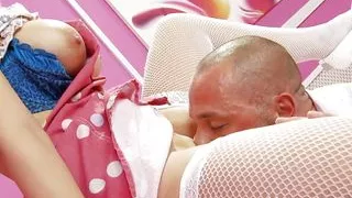 Karlie Simon a horny blonde woman gets her pussy penetrated