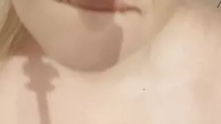 SophiaRose pisses on camera