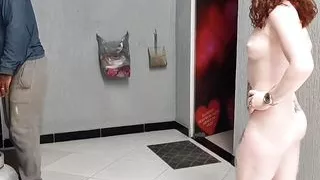 Right when it was time to make lunch, the gas ran out, I didn't have any money and I received it completely naked just so he did