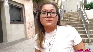 Fulfilling the dreams of an amateur Asian-Spanish babe: Beth Choy becomes a pornstar!