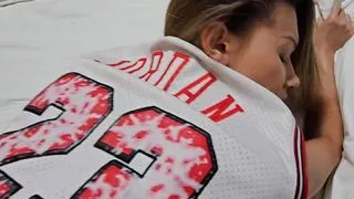 Big Ass Stepmom, Chicago Bulls Fan, Agreed to Anal Riding and Anal Crempie