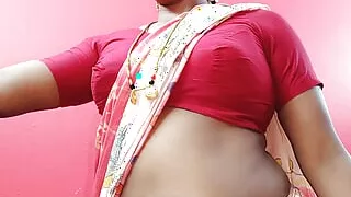 Telugu beautiful saree big boobs sexy MAID fucking house owner, telugu FIRTY talks.