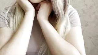 Vends-ta-culotte - Cleaning shoes with your tongue as a punishment for a bad sissy