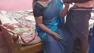 Aunty was in the bed room and I invited her for sex  she reluctantly agreed and I had hot sex with him.