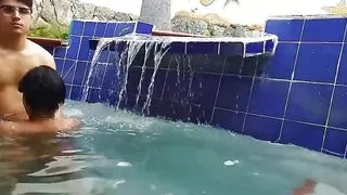 I Take My Stepmother to the Pool!