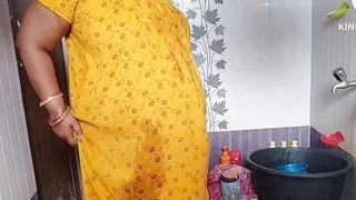 indian desi aunty nude shower in bathroom