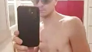 Who wants to fuck this sexy white boy?