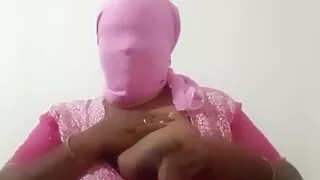 Indian Anty Hot Scene in Bed Room Performance