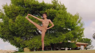 Gorgeous Girl And Alissa Foxy - Doing Sports Naked Outdoors