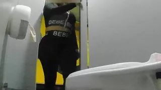 Girl in public bathroom and records herself to beat me in a challenge