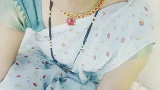 Sauteli mummy se gandi baat or chudai Stepson dirty talk by young stepmom and she is ready to fuck