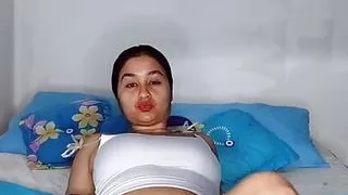 Hot Colombian Talks Dirty to You and Seduces You with Her Huge Pussy