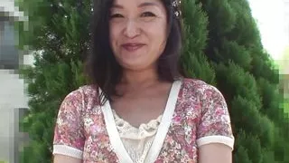 Mature Asian stepmom gets her hairy pussy fucked until she creampies