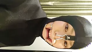 Japanese crossdresses masturbate with nosefook