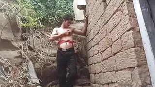 5 men watching me dov