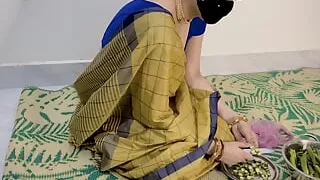 Indian desi wife fucked in saree