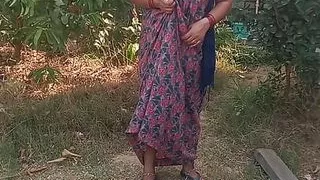 Hot sexy Kitu Bhabhi got naked in the jungle and gave her friend a full view of her breasts and pussy.