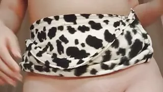 Hot Teen with Big Round Ass