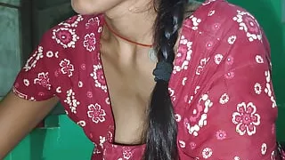 My didi rode my friend's cock in front of me, first friend's cock sucked, then sitting on my friend's cock, picking up the ass and enjoying didi