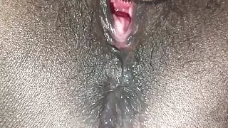 Renu Rani bhabhi boli devar se mere chut ko chat ke mere bur chodiye fir husband ne aunty ko bedroom me Hardcore sex kiya