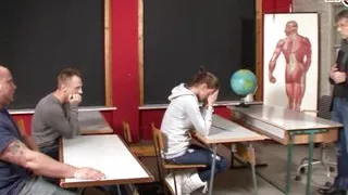 German student does amateur MMF threesome at university